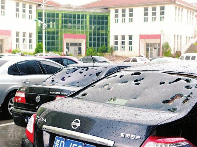 西安冰雹致百车被砸，灾难现场与应对之策