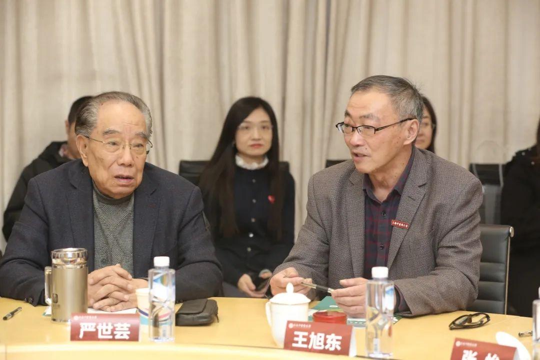 陈丽云的简介，一位闪耀的明星