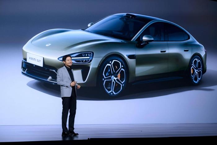为什么是雷军第一个亮相代表通道