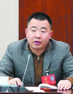 人大代表眼中的幸福，涨工资带来的喜悦与希望