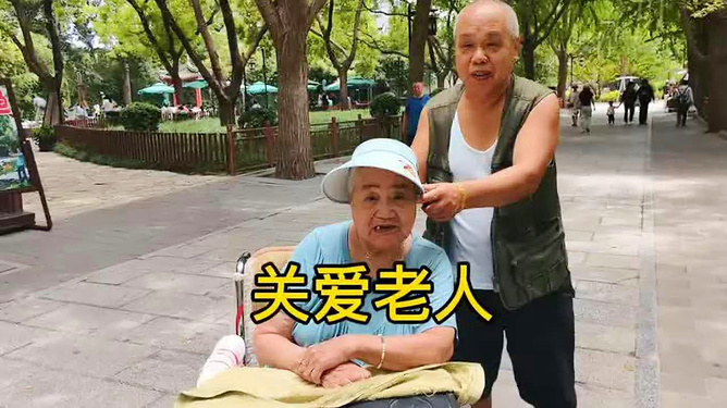 跨越世代的关怀，90后如何成为61位老人的暖心妈妈