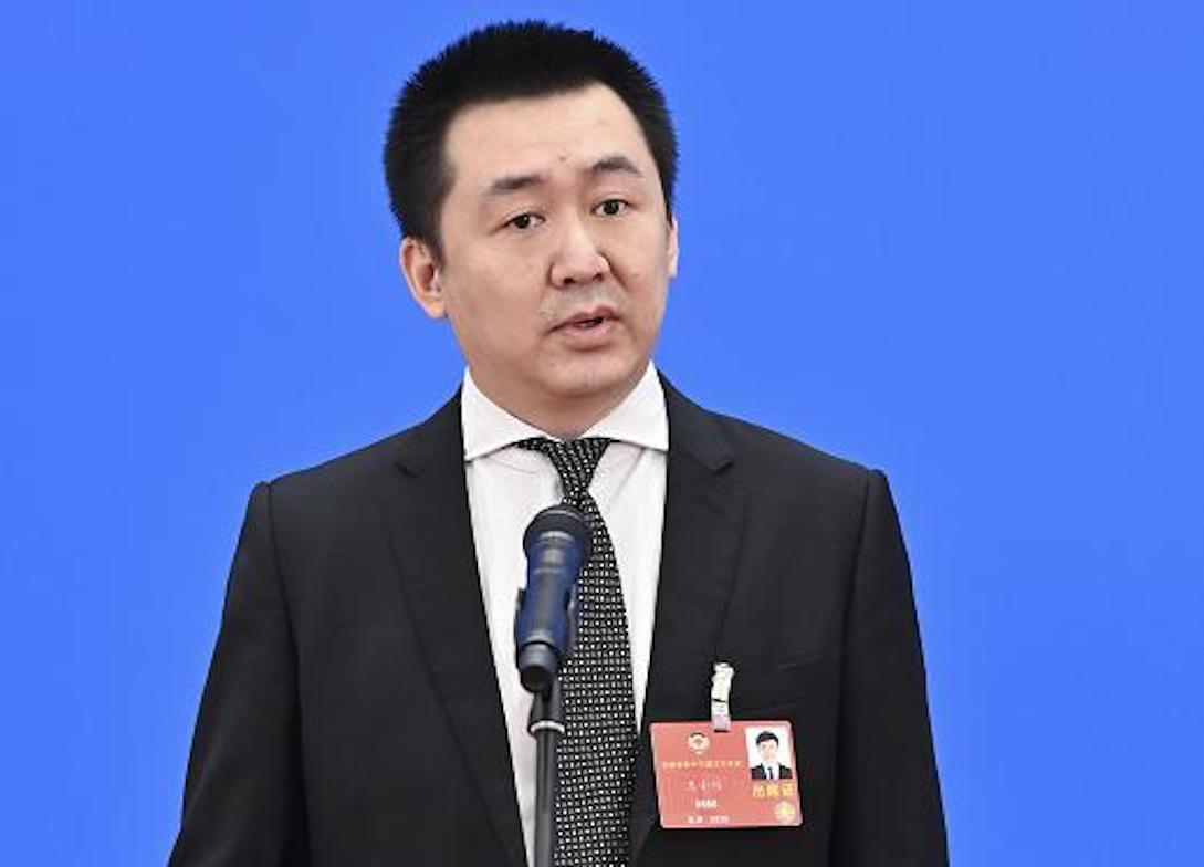 雷军在两会的报告，科技引领未来，共筑中国梦