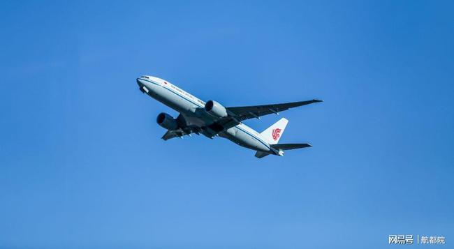 坐飞机人没到是不是不起飞？解析航空出行的相关疑问