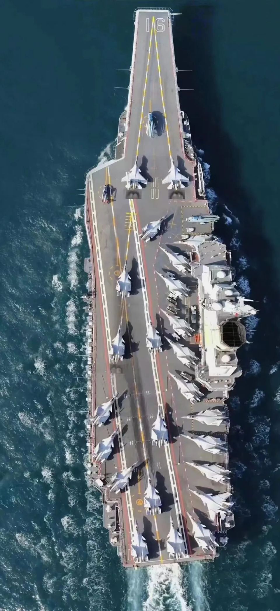 福建舰航母，中国海军新时代的里程碑