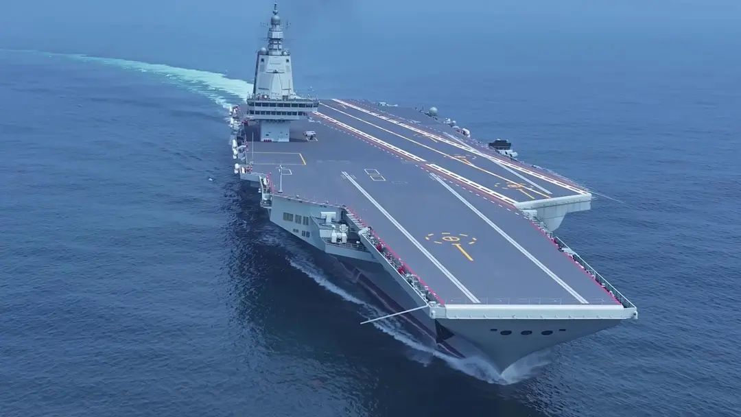 福建舰航母，中国海军新时代的里程碑