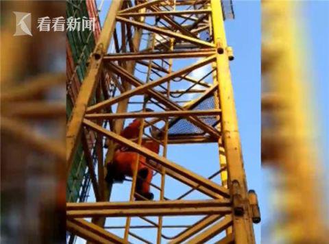 塔吊司机高空拍摄记录地震的瞬间传奇