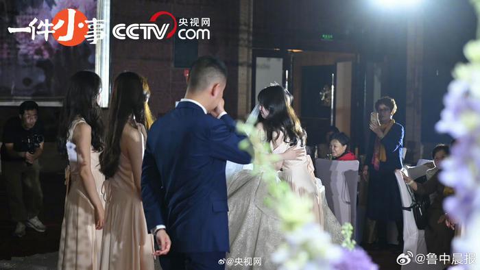 三人婚礼已取消，一场未上演的情感纠葛