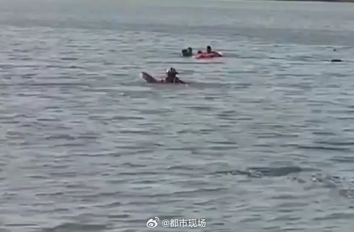 脚绑哑铃潜水溺亡背后的故事与思考