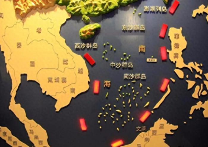 中国周边国家众多，机遇与挑战并存