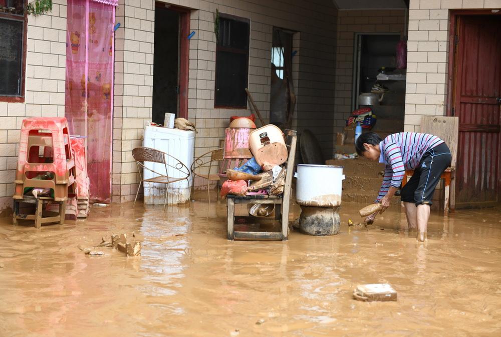 广东迎汛期首场暴雨，洗礼与挑战并存