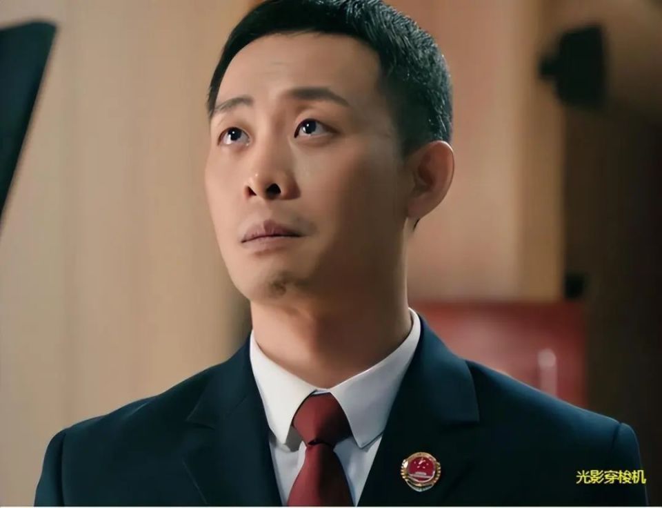 张译的魅力，从荧屏到舞台的无限风采