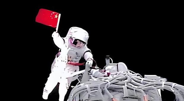 神十九航天员出舱，太空行走的壮丽瞬间