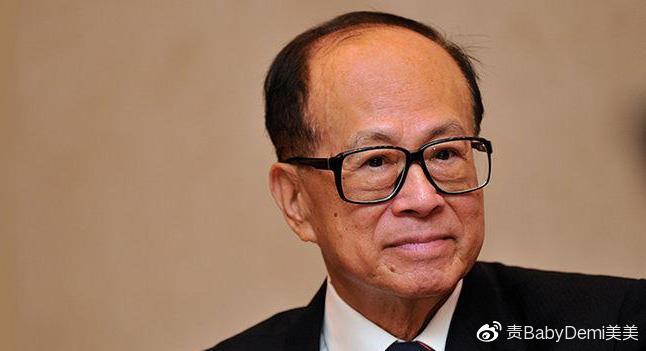 李嘉诚筒历，传奇的商业巨头之路