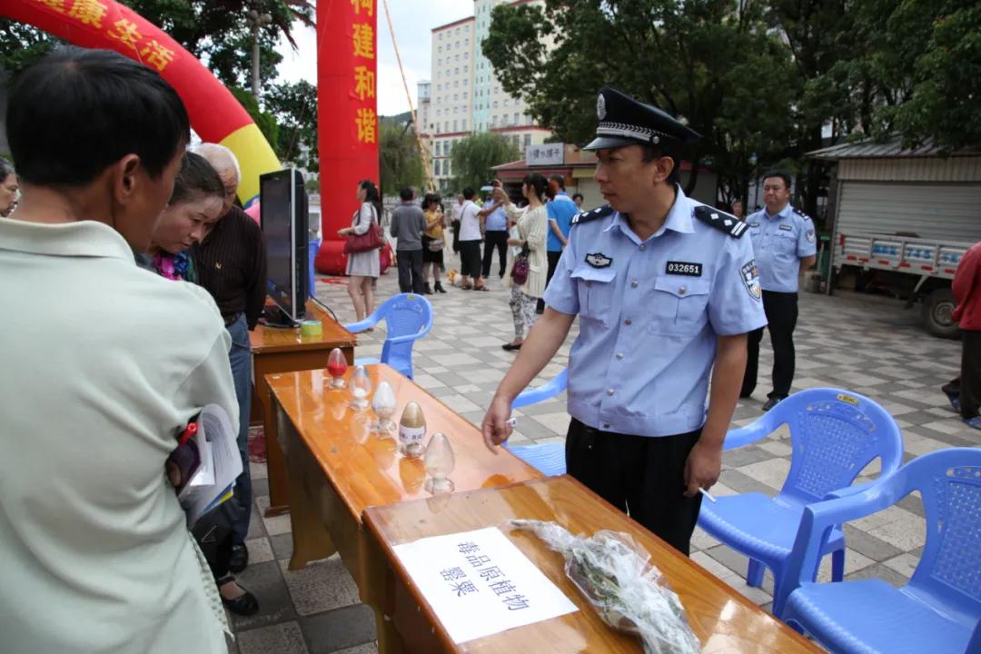 藏蓝青春，惜时如金，奋斗不止