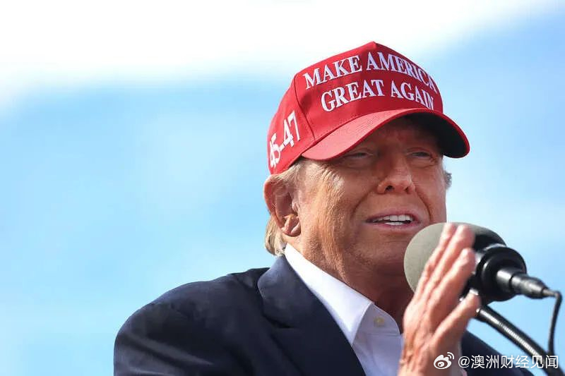 特朗普称对进口电影征收100%关税，影响与争议