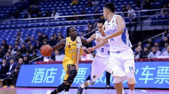 CBA总决赛，北京客胜广厦先拔头筹
