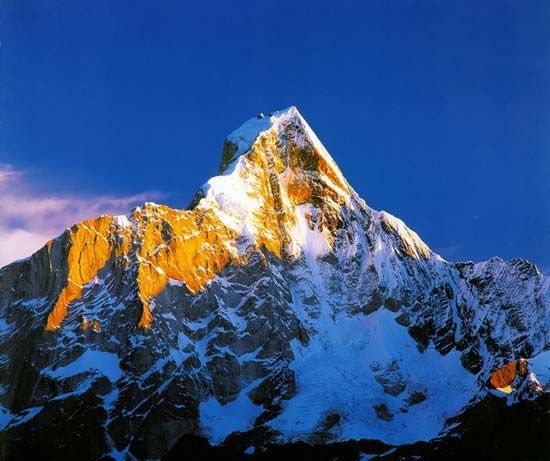 揭秘四姑娘山，究竟蕴藏哪些宝藏？