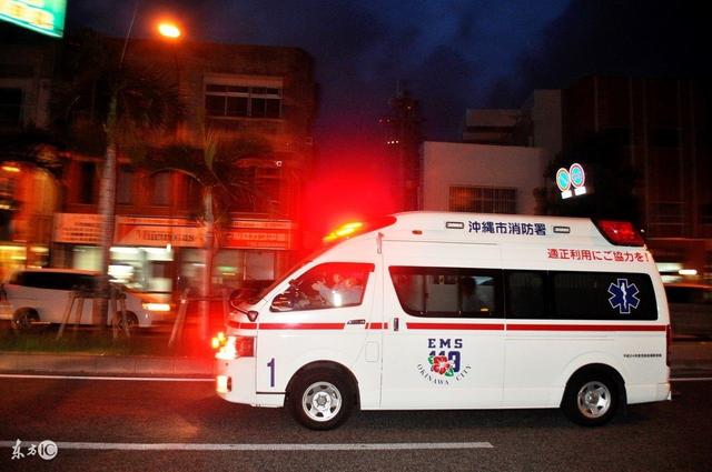 官方通报救护车拉警报开道旅游事件分析