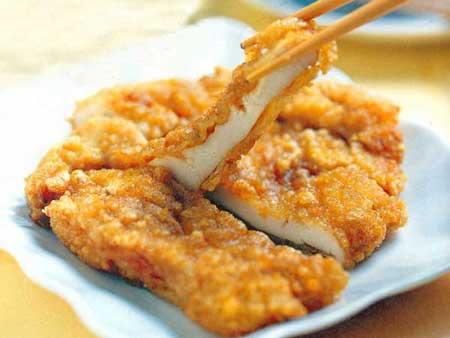 爆料正新鸡排惊现生蛆事件，真相究竟如何？