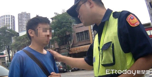男子看诈骗新闻惊觉自己被女友骗，深度剖析背后的故事与教训