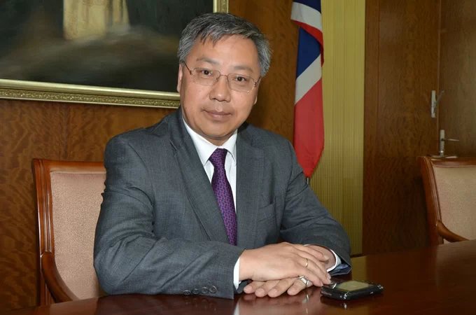 蒙古国新总统简历概览
