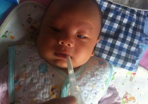 婴儿被灌药害怕不吃不喝，如何应对？