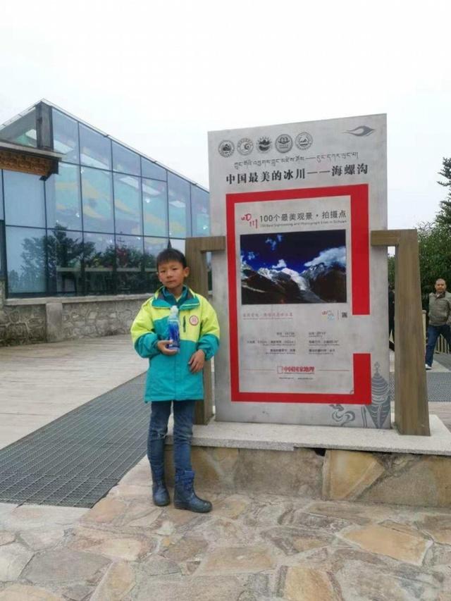 关于一名八岁男孩失踪的紧急搜寻与深度思考