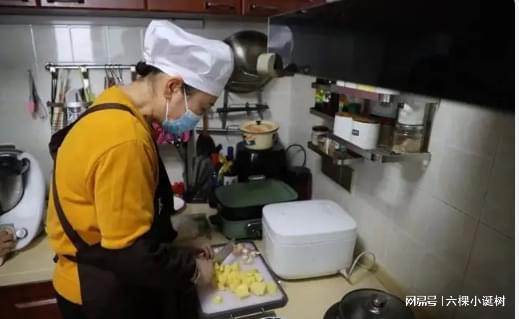 包月800上门做饭的年轻人究竟有多抢手