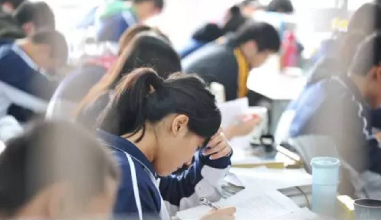 高考288分女生称已接到高校联系电话，逆风翻盘的励志故事