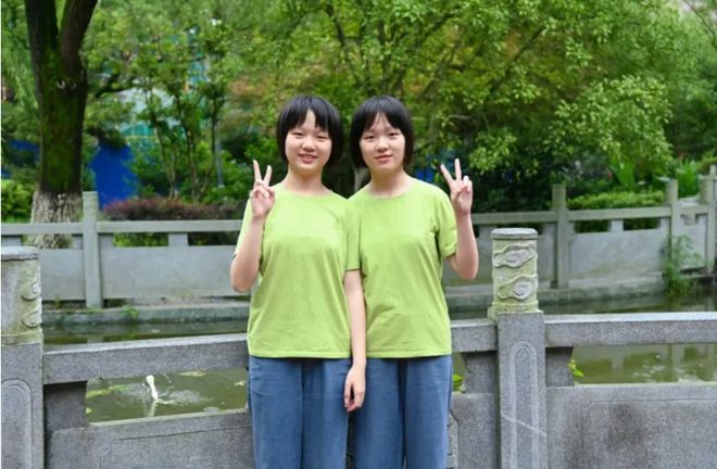 龙凤胎携手共赴北大之路，梦想照进现实